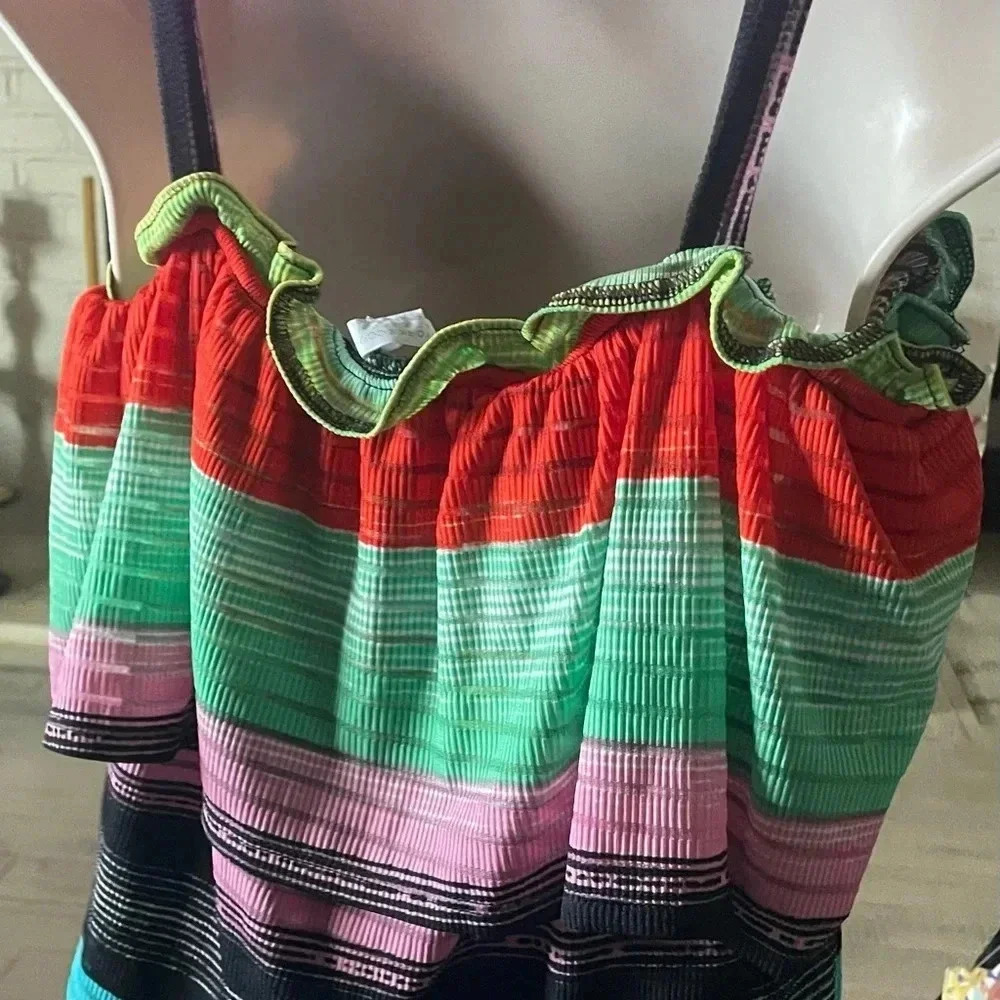 NY&Co off shoulder top- medium - Picture 2 of 3